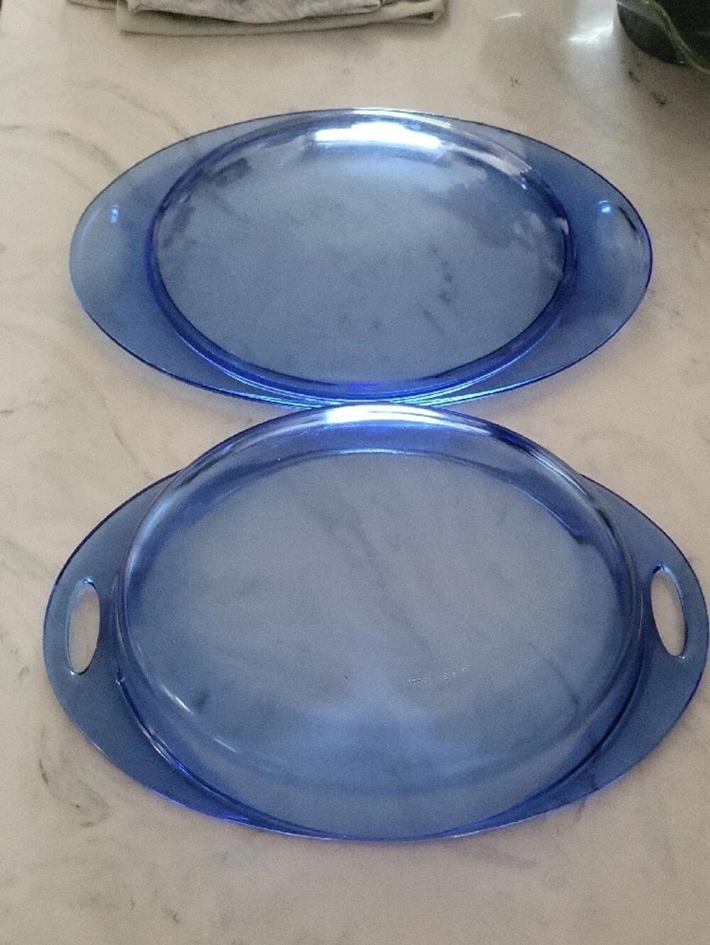 Vintage Anchor Hocking Cobalt Blue Glass 2 Quart Casserole Dish W/ Handles W/lid